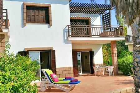 Larnaka Beach House 3 Exterior photo